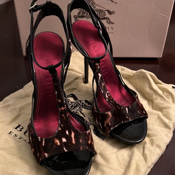 Multicolor suede Burberry high heel sandals size 39 in a very good condition - Picture 5 of 7